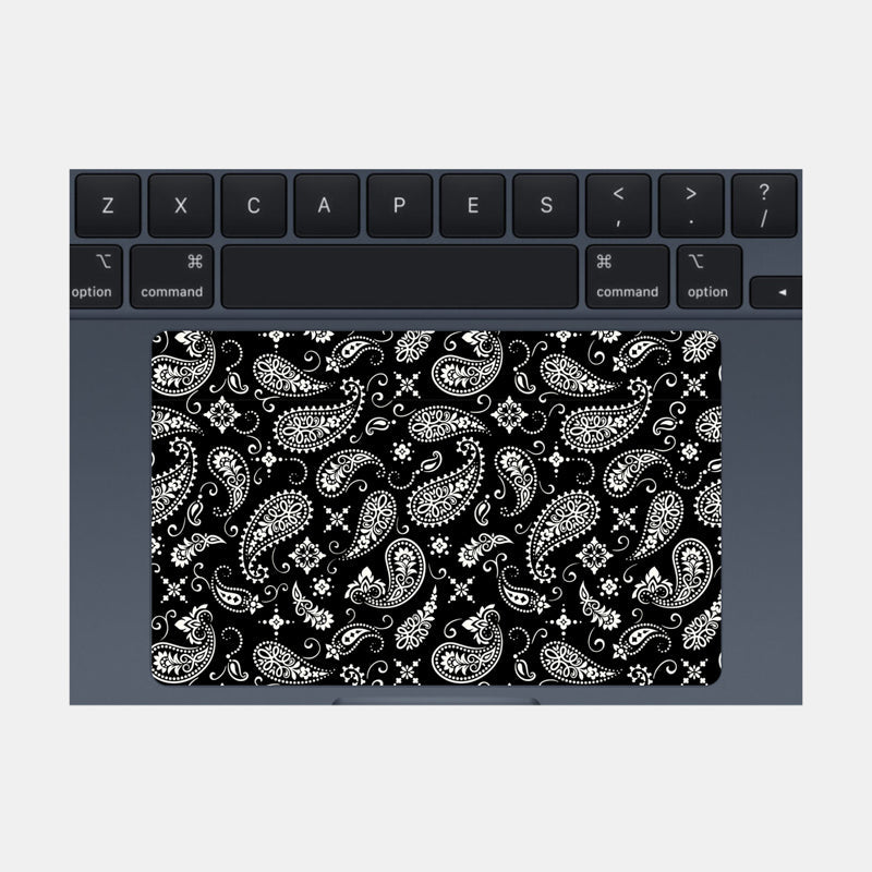 Black Paisley Full