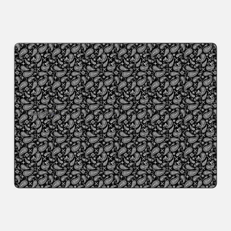 Black Paisley Pro