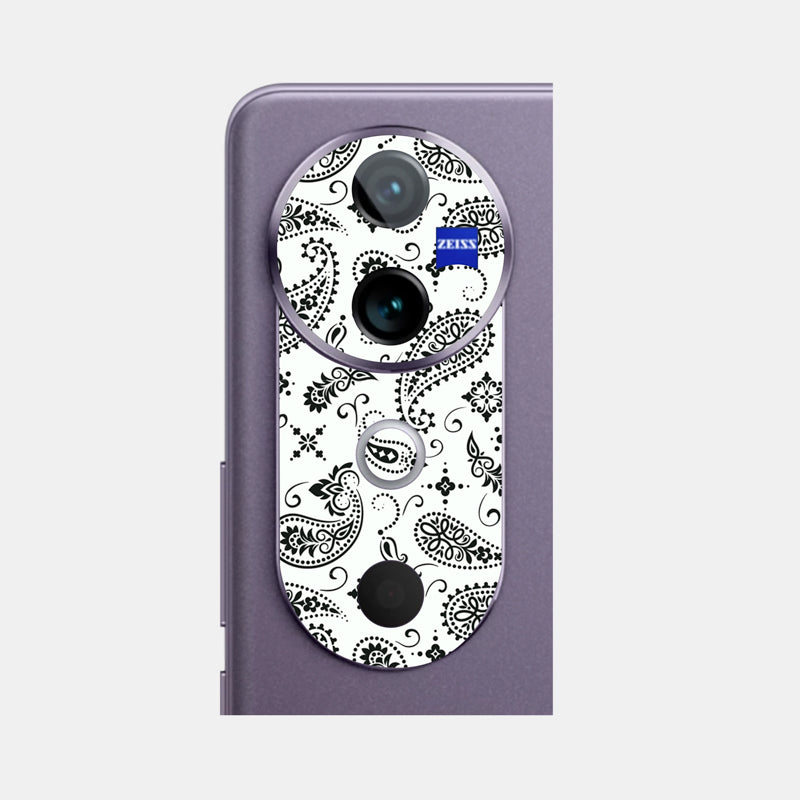 White Paisley Pack of 2